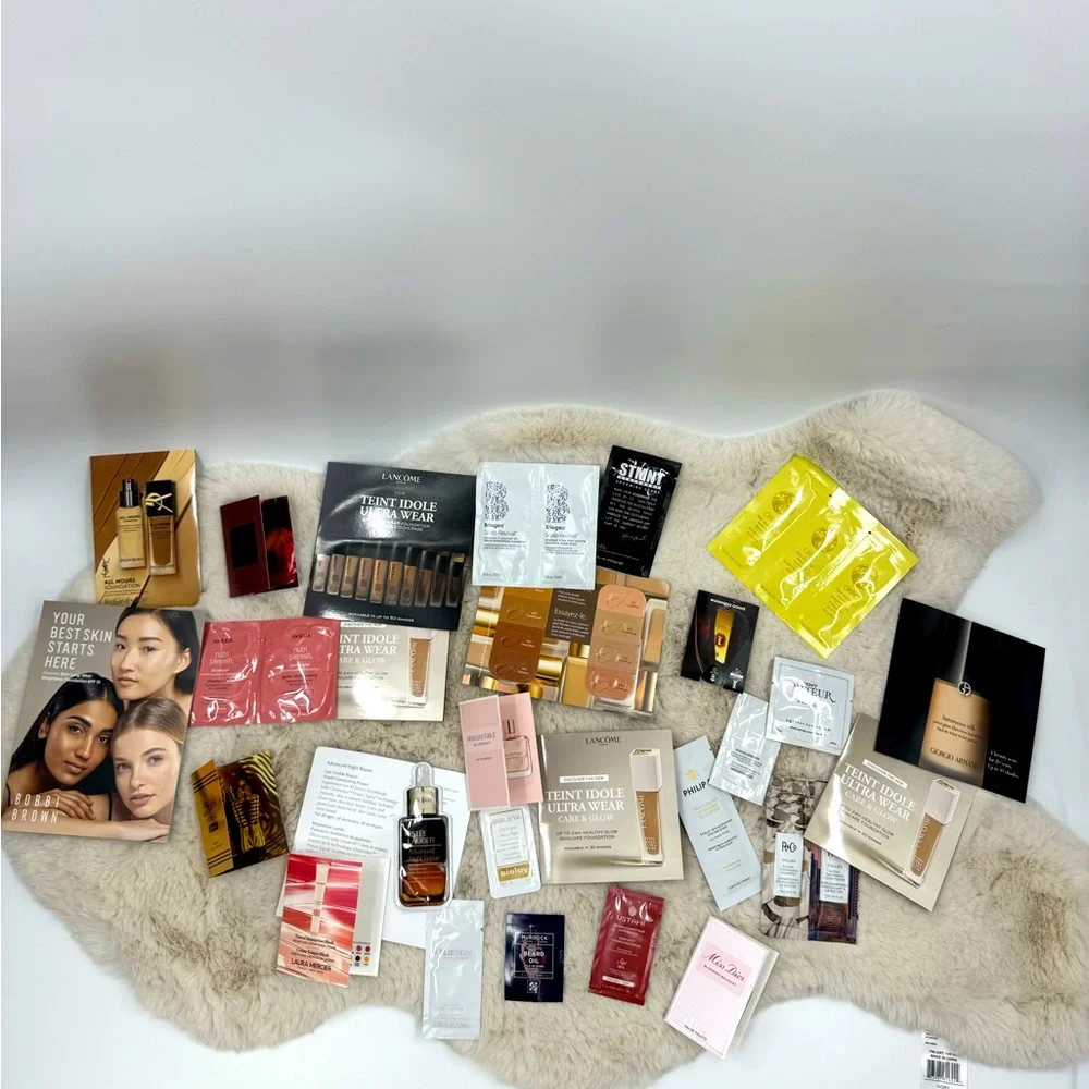 Beauty Samples - Picture 3 of 3